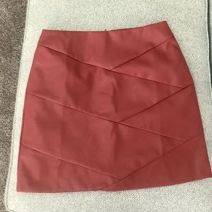 💗 Small faux leather mini skirt